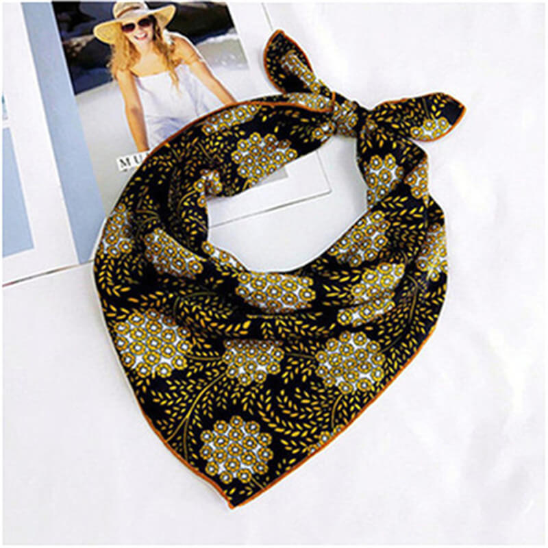 Astrid Bandana: Un Style Unique