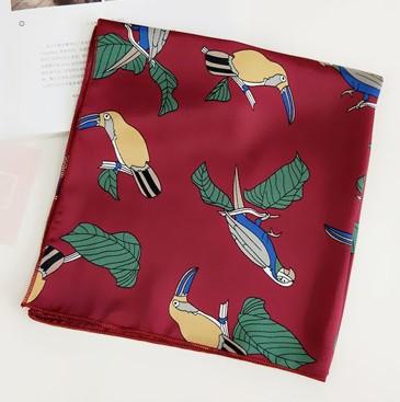 Bandana Tropi'bird Paradise