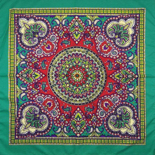 Bandana Indien Vert aux Motifs Élégants