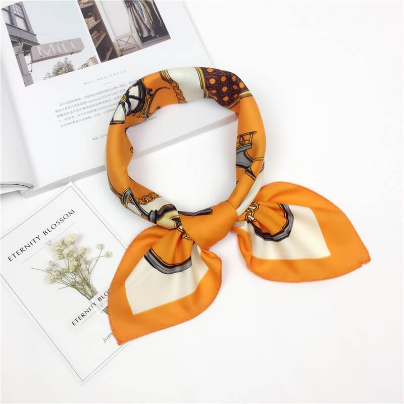 Bandana Carrosse - Style royal et sophistiqué