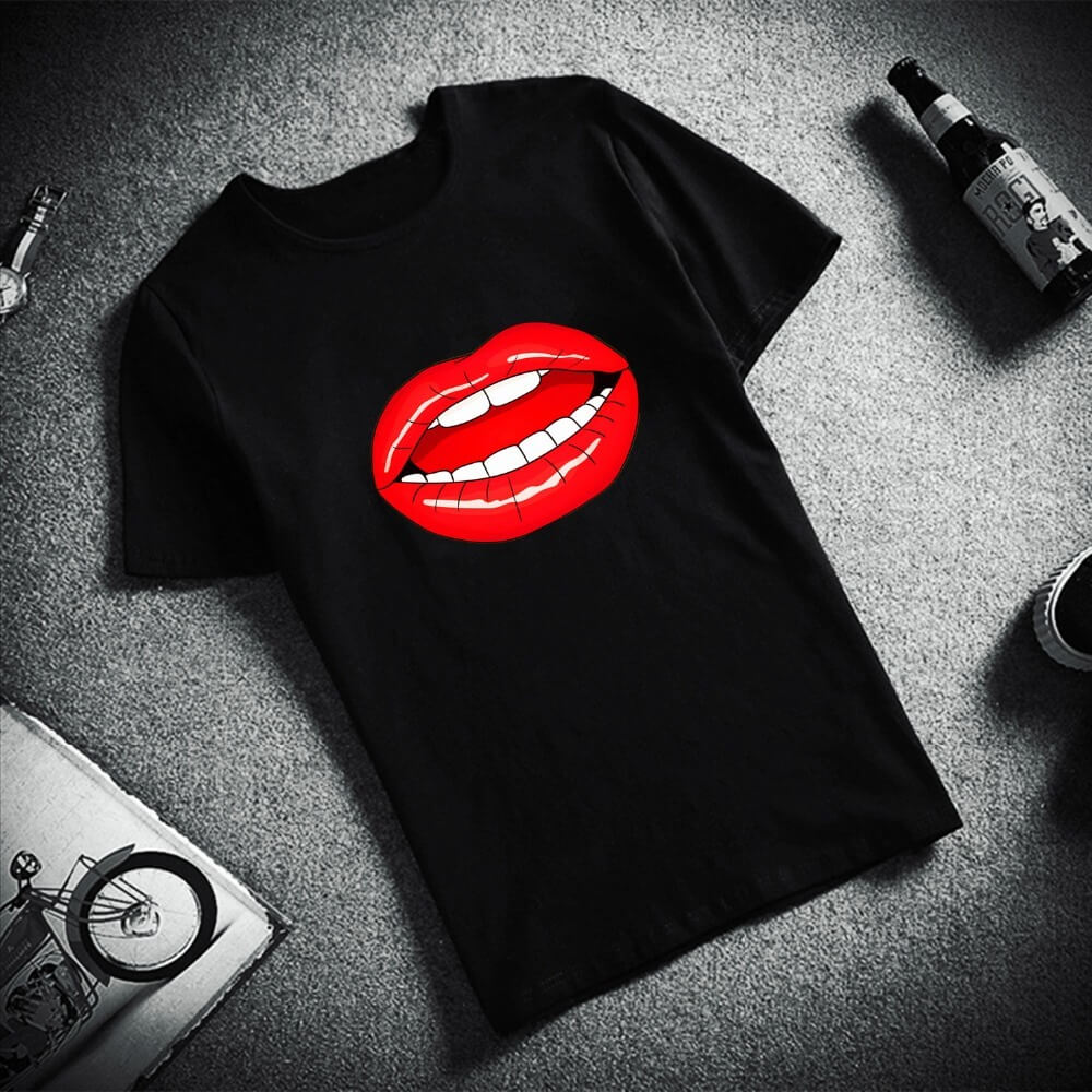 T-shirt Bouche - La nouvelle tendance en matière de mode