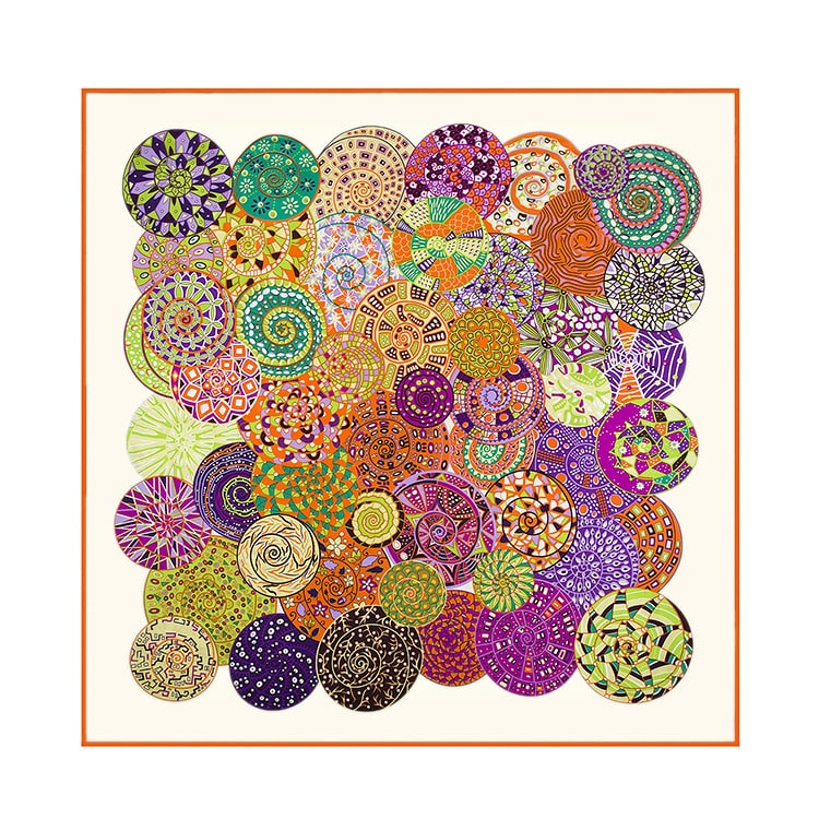 Bandana Spiral Motif