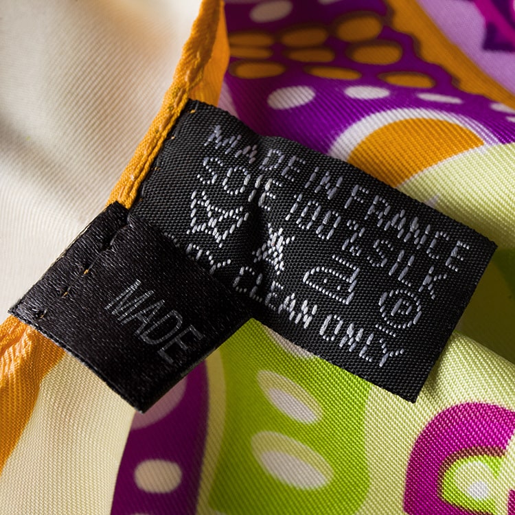Bandana Spiral Motif