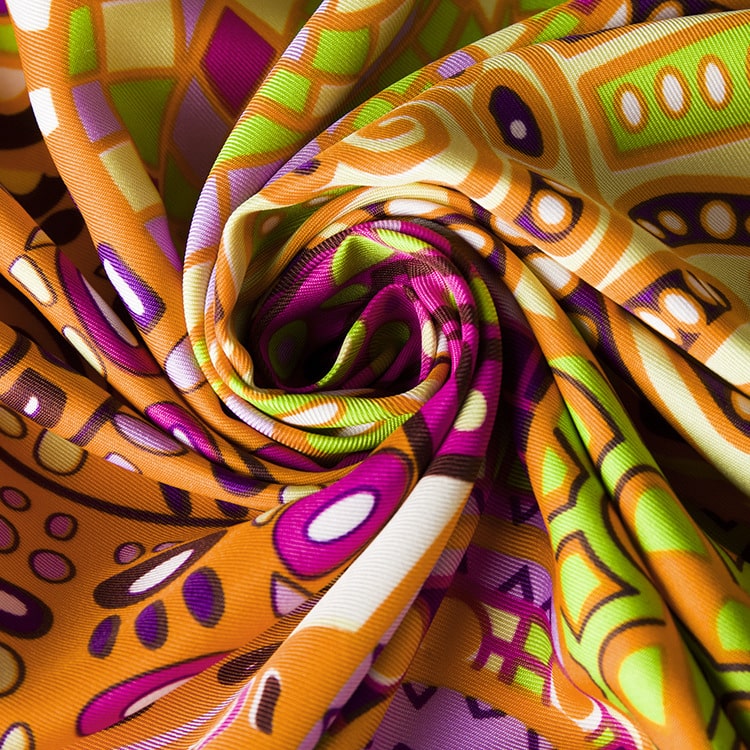 Bandana Spiral Motif