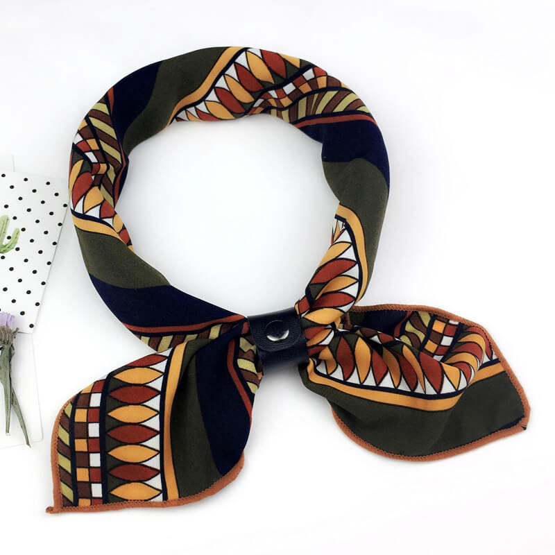 Cécile Brand: Bandana