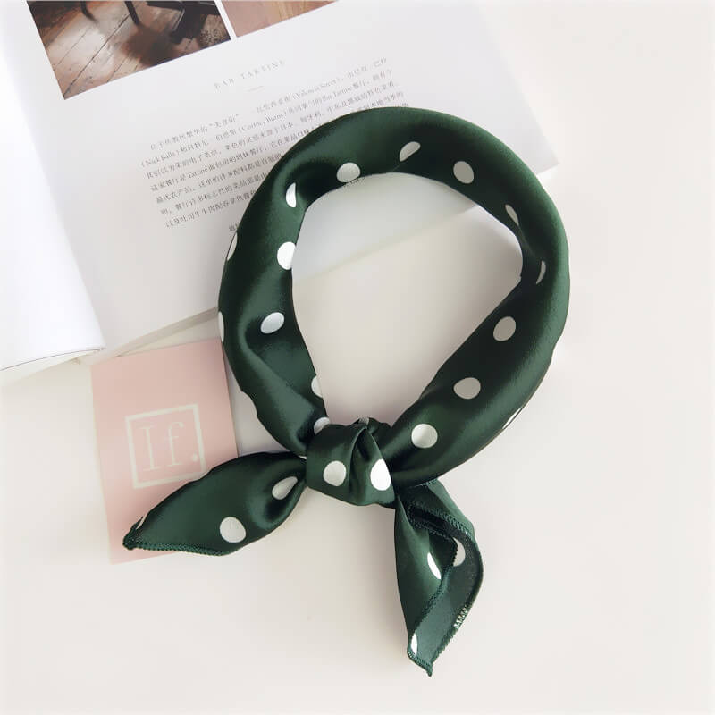 Bandana Authentique by [Nom de la marque]