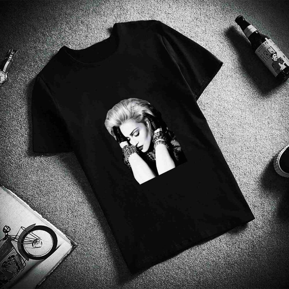 T-shirt Fashion Style