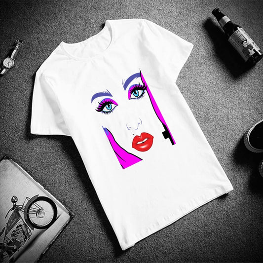 T-shirt Glamour : Le Must-have de Votre Garde-robe!