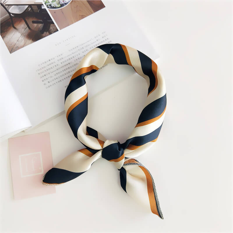 Bandana Vintage by The Classic Collection