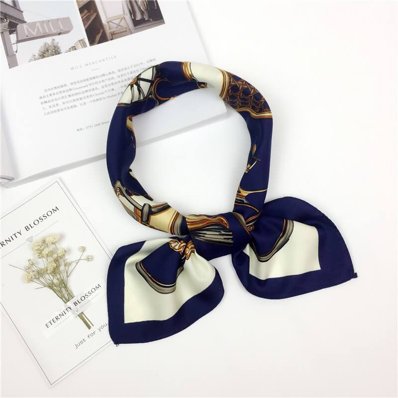 Bandana Carrosse - Style royal et sophistiqué