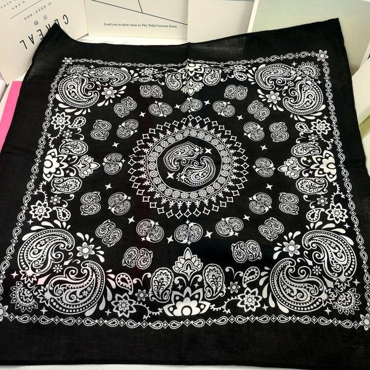 Bandana Sultan - Votre accessoire de style essentiel