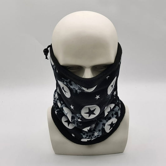 Cache-cou Primus : L'accessoire indispensable pour affronter le froid avec style