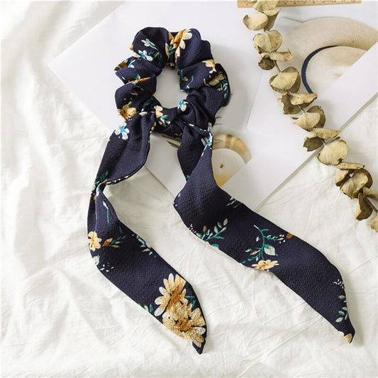 Hestia - Élégance et Douceur avec le Chouchou Foulard