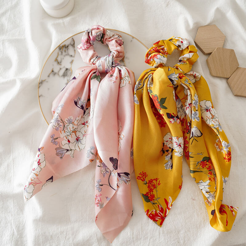 Chouchou Foulard Jaune - Élégance Assurée