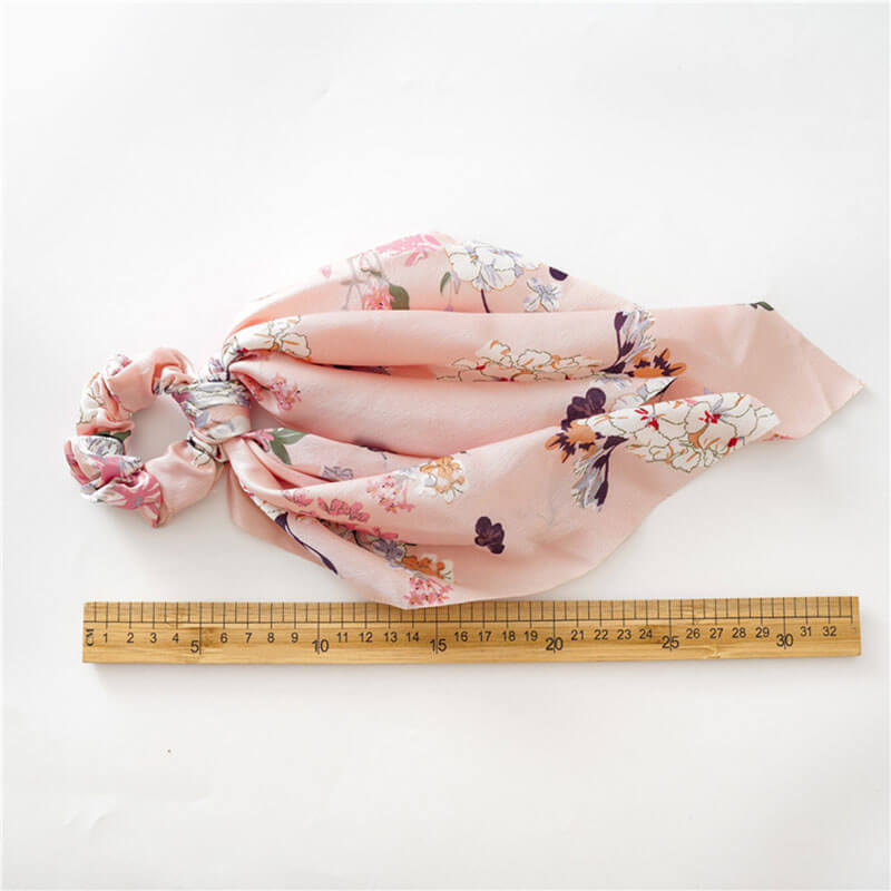 Chouchou Foulard Rose : Le Must-Have de la Saison